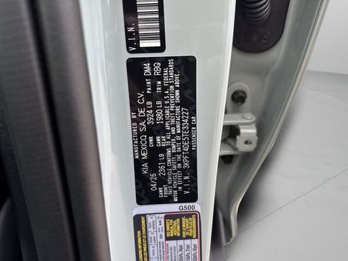 New 2026 Kia K4 FWD image 38