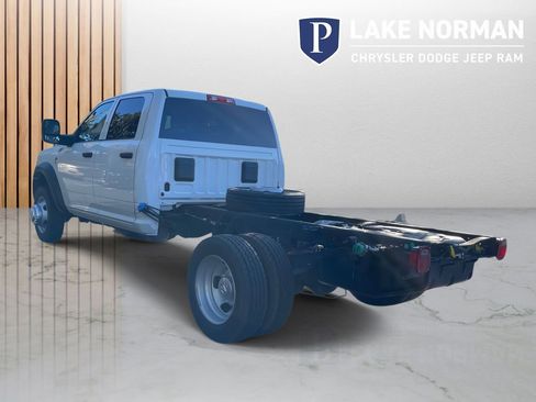 New 2026 RAM 4500 Tradesman w/ Chrome Appearance Group AWD/4WD image 7