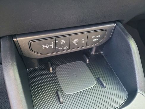 Used 2025 Kia K4 GT-Line w/ GT-Line Sunroof Package FWD image 16