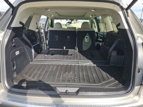 Used 2020 Subaru Ascent Premium w/ Sport Package image 11