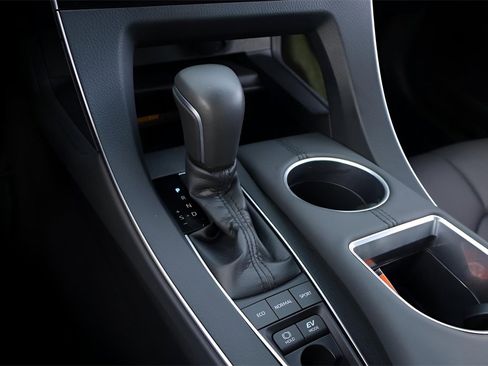 Certified 2019 Toyota Avalon XSE image 20