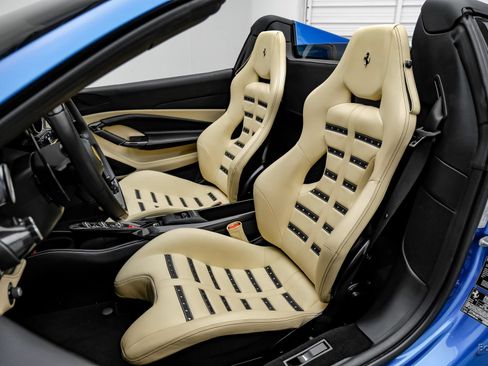 Used 2023 Ferrari F8 Tributo RWD image 48