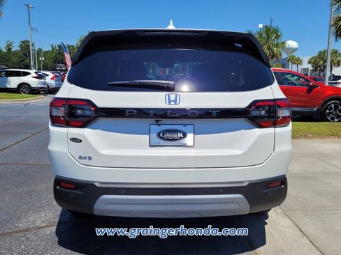 New 2025 Honda Pilot EX-L image 4