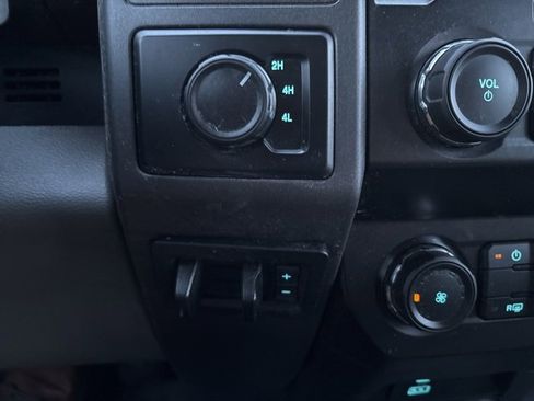 Used 2022 Ford F350 XL w/ Power Equipment Group image 21