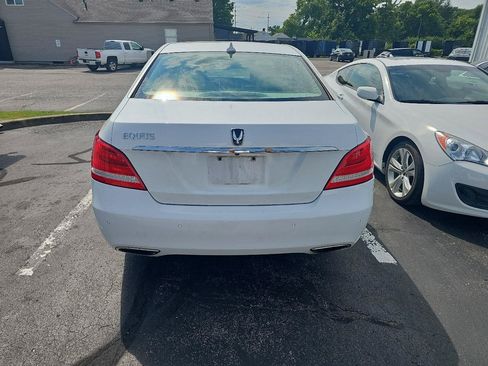 Used 2014 Hyundai Equus Signature RWD image 4