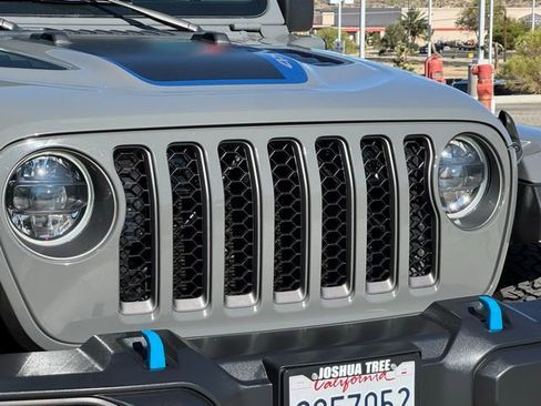 Used 2023 Jeep Wrangler Unlimited Rubicon 4xe image 7