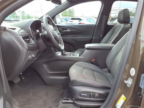 Used 2023 Chevrolet Equinox RS FWD image 16