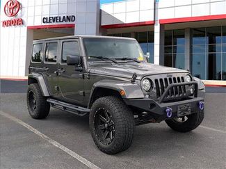 Used 2017 Jeep Wrangler Unlimited Sahara AWD/4WD video 2