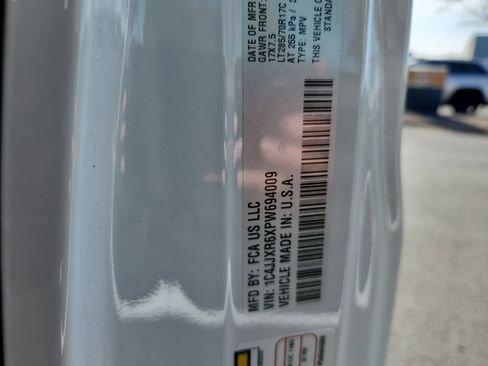 Used 2023 Jeep Wrangler Unlimited Rubicon 4xe image 25