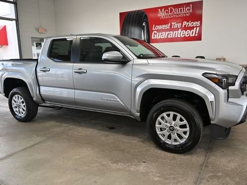 New 2026 Toyota Tacoma SR5 RWD image 4