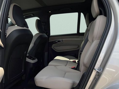 New 2026 Volvo XC90 B6 Plus w/ Protection Package Premier AWD/4WD image 9
