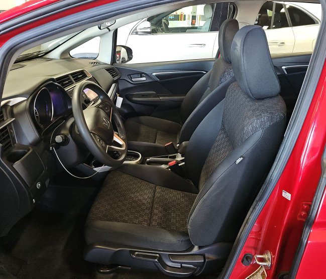 Used 2017 Honda Fit LX image 7