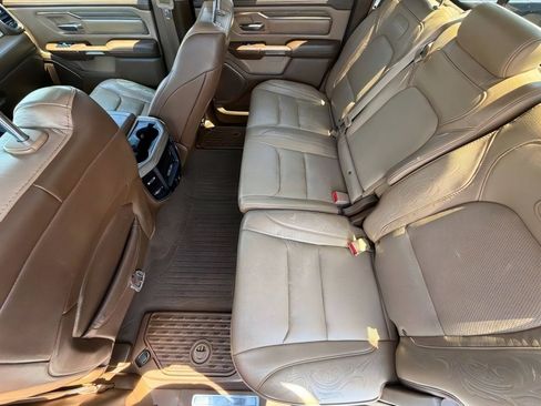 Used 2019 RAM 1500 Limited AWD/4WD image 12