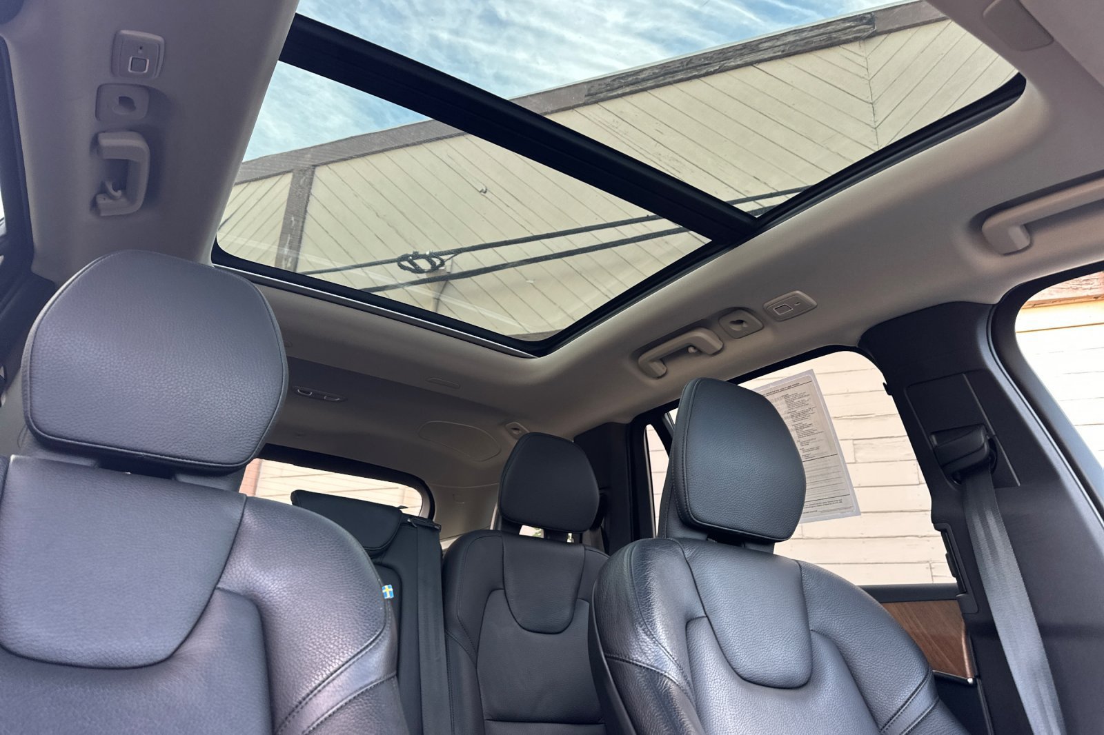 Certified 2023 Volvo XC90 B6 Plus w/ Protection Package Premier AWD/4WD image 20
