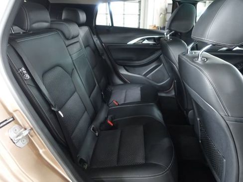 Used 2019 INFINITI QX30 AWD image 22