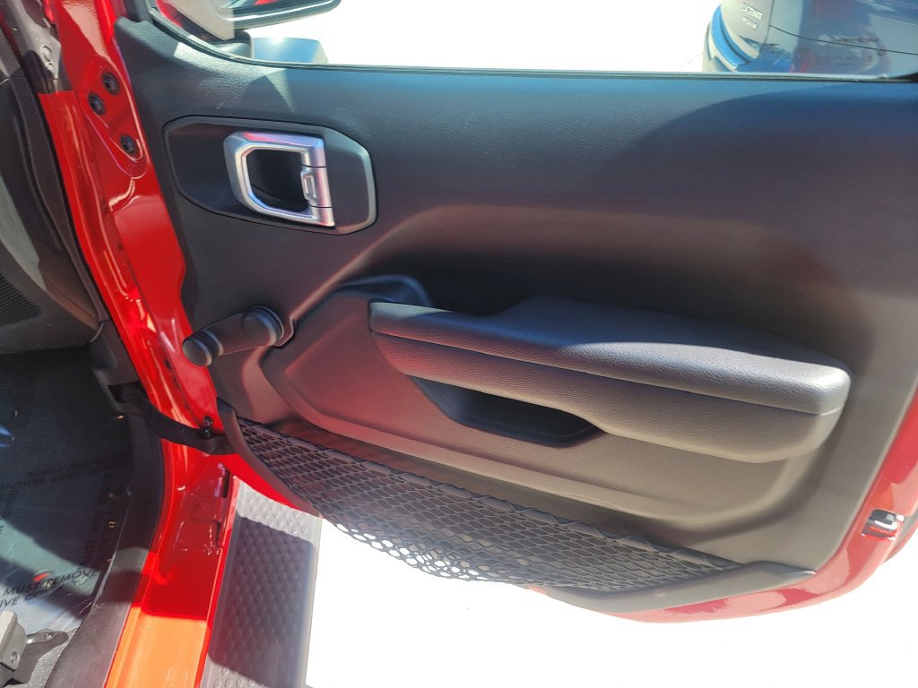 Used 2022 Jeep Wrangler Sport AWD/4WD image 12