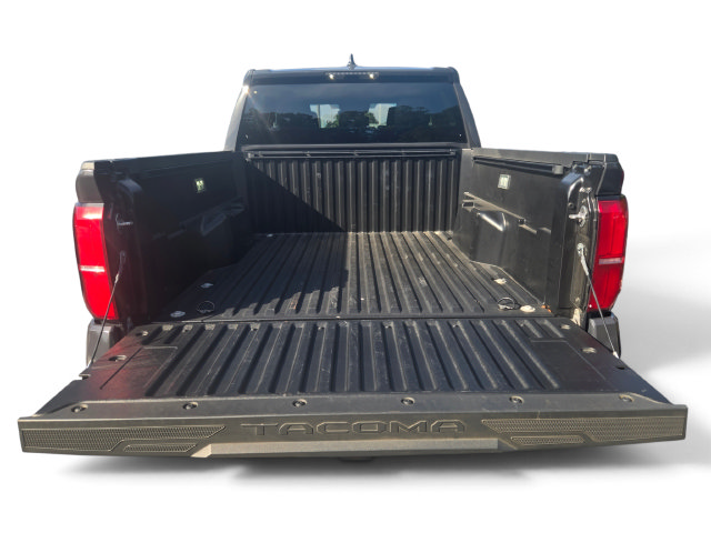 Used 2025 Toyota Tacoma TRD Sport AWD/4WD image 10