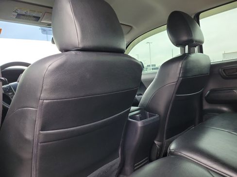 Used 2017 Toyota Tacoma SR image 13