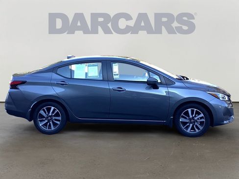 Used 2025 Nissan Versa SV w/ Trunk Package image 8