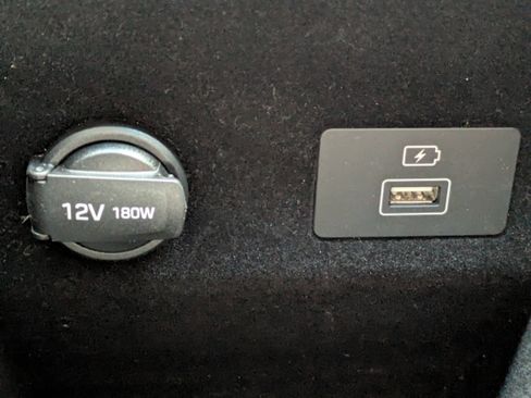 Used 2018 Genesis G80 3.8 w/ Option Group 02 image 28