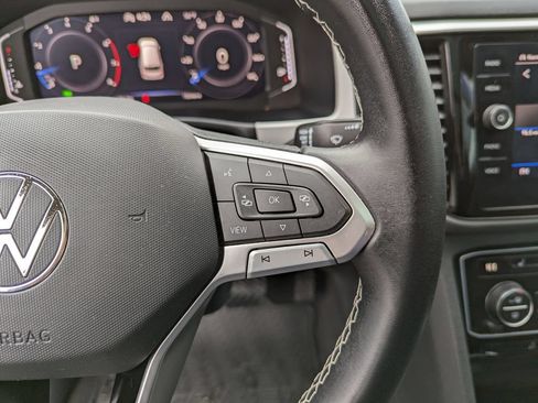 Used 2023 Volkswagen Atlas SE w/ Panoramic Sunroof Package AWD/4WD image 18