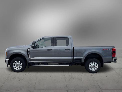 Used 2024 Ford F250 XLT w/ 360-Degree Camera Package AWD/4WD image 2
