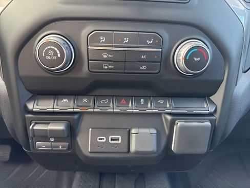 Used 2026 Chevrolet Silverado 1500 Custom RWD image 20