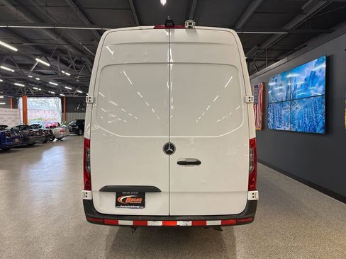 Used 2020 Mercedes-Benz Sprinter 2500 image 20