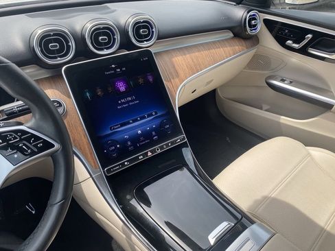 Used 2022 Mercedes-Benz GLC 300 4MATIC Coupe image 8