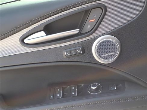 Used 2024 Alfa Romeo Stelvio Veloce image 16