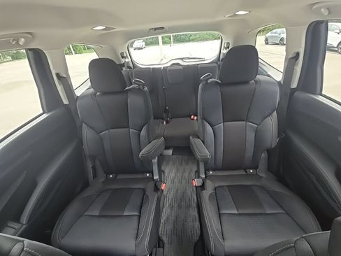 Used 2025 Subaru Ascent Premium AWD/4WD image 26