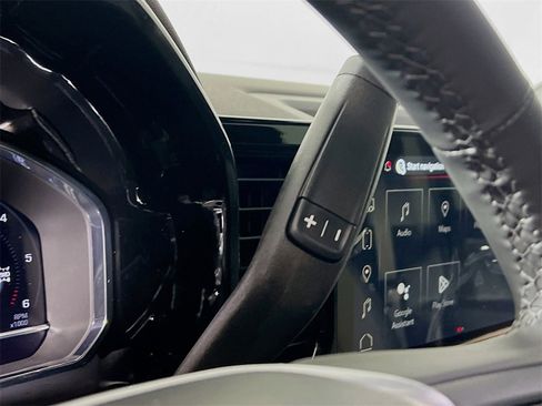 Used 2025 GMC Sierra 1500 Elevation image 16