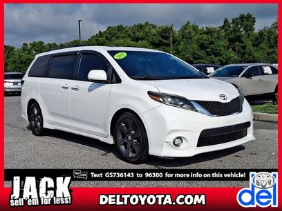 Used 2016 Toyota Sienna SE w/ SE Preferred Package