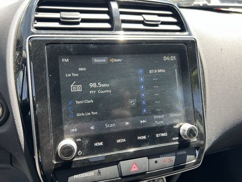 Used 2025 Mitsubishi Outlander Sport SE AWD/4WD image 23