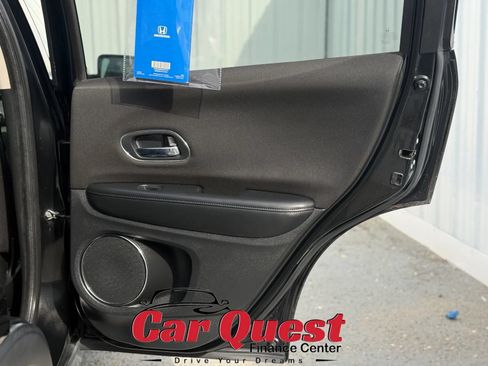 Used 2016 Honda HR-V EX image 16