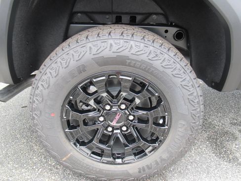 New 2026 GMC Canyon Elevation w/ Convenience Package RWD image 10