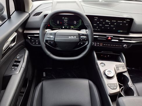 New 2026 Kia Sportage EX AWD/4WD image 6
