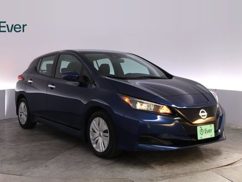 Used 2025 Nissan Leaf S FWD image 13