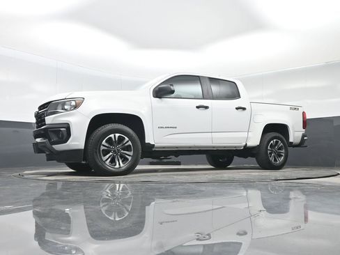 Used 2021 Chevrolet Colorado Z71 AWD/4WD image 26