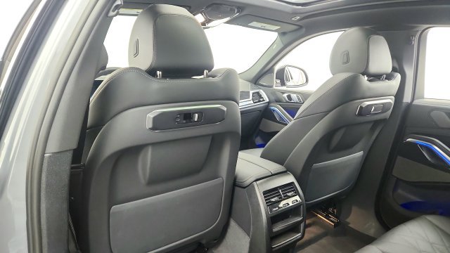 Used 2026 BMW X6 xDrive40i w/ Premium Package AWD/4WD image 48