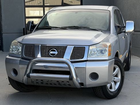 Used 2004 Nissan Titan SE w/ (Bed) Utility Bed Pkg image 3