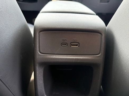 Used 2024 Chevrolet Trax ACTIV w/ Sunroof Package FWD image 40
