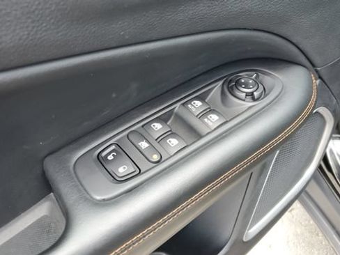Used 2020 Jeep Compass Limited AWD/4WD image 5