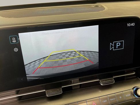 Certified 2026 Hyundai Kona SE FWD image 14