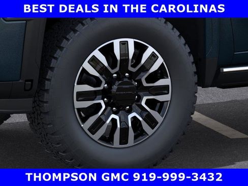 New 2026 GMC Sierra 2500 Denali Ultimate AWD/4WD image 9
