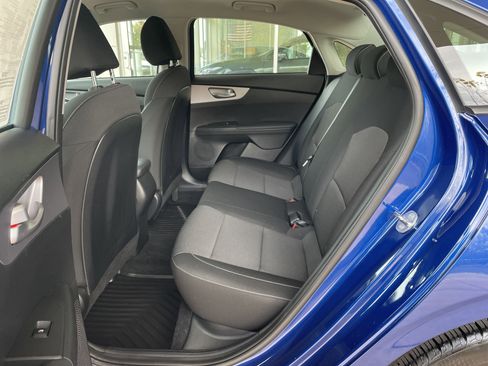 Used 2024 Kia Forte LXS w/ LXS Technology Package image 18