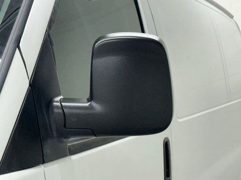 Used 2021 Chevrolet Express 2500 w/ Driver Convenience Package image 13