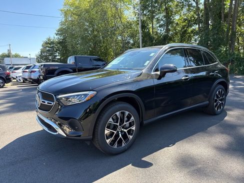 New 2026 Mercedes-Benz GLC 350e 4MATIC image 3