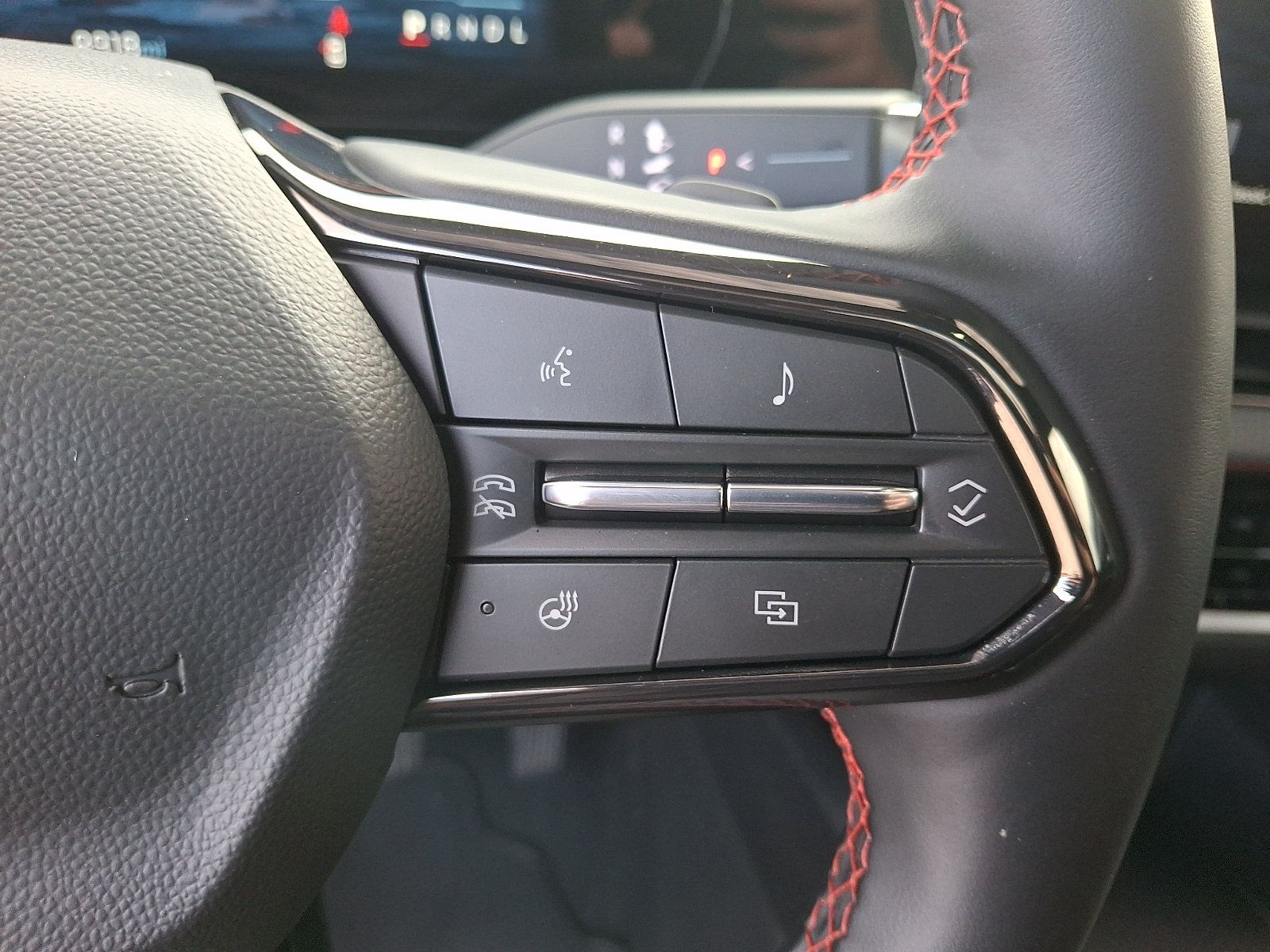 Used 2026 Chevrolet Equinox RS FWD image 21