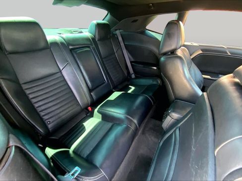 Used 2012 Dodge Challenger SXT Plus RWD image 19